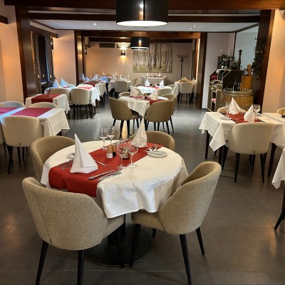 Réservez une table au restaurant Le Parc à La Roche-en-Ardenne